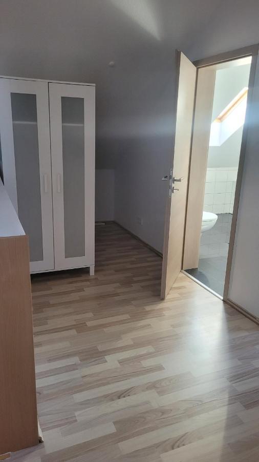 Schoene Maisonette Dueren Apartman Düren - Eifel Kültér fotó